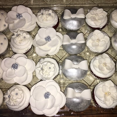 Cupcakes (ie, oc & la counties only) - Thumbnail 3