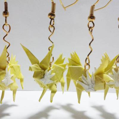 Origami earrings: jolteon