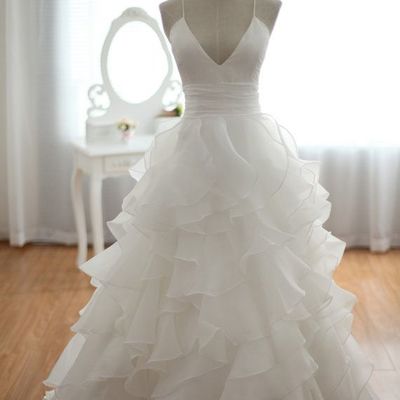 Elegant wedding dress,a-line wedding dress,cheap wedding dress,spaghetti straps wedding dress,backless wedding dress,sexy wedding dress,bridal dresses - Thumbnail 5