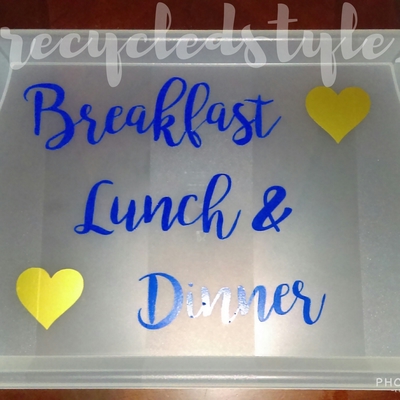 Breakfast lunch & dinner tray