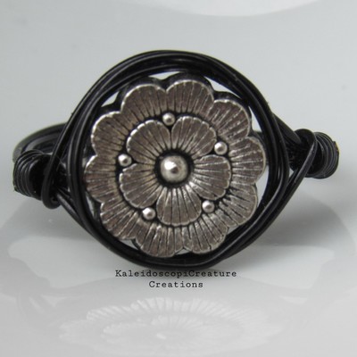 Silver flower babe ring