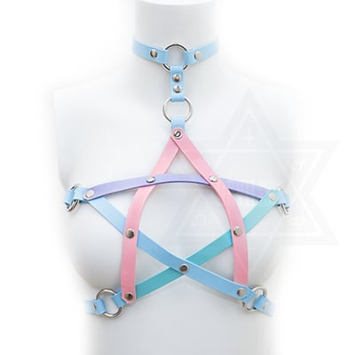 Pastel pentagram harness