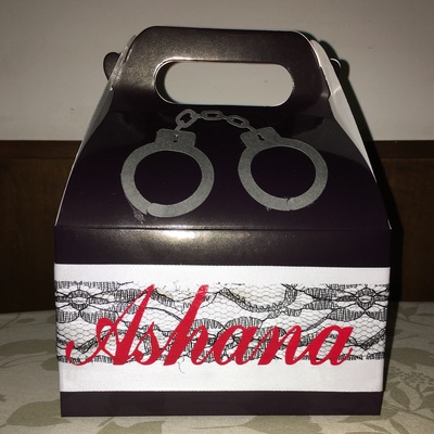 Party favor treat boxes