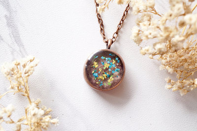Real Dried Flowers in Resin Necklace, Thick Copper Circle in Rose Gold, Yellow, Green, Blue