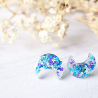 Real Dried Flowers and Resin Moon Stud Earrings in Purple Blue Teal Mint - Thumbnail 2