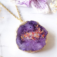 Real Dried Flowers and Resin Necklace, Purple Druzy Geode in Red Orange Purple - Thumbnail 4