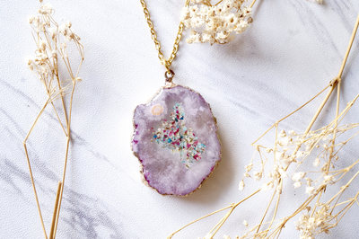 Real Dried Flowers and Resin Necklace, Pink Druzy Geode in White Teal Magenta