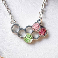 Real Dried Flowers in Honeycomb Resin Necklace in Green and Pinks - Thumbnail 2