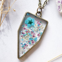 Real Dried Flowers in Resin Necklace, Arrowhead in Teal Magenta White - Thumbnail 4