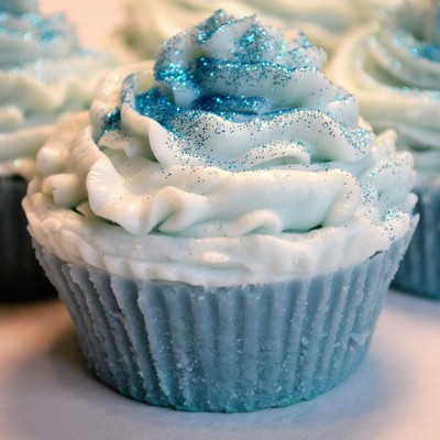 Cupcake wax tart