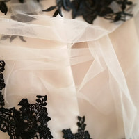 Romantic Ivory Simple Wedding Dresses Embroidery Lace Maxi Wedding Dresses 2020 Custom Plus Size, Sweet Heart Neckline - Thumbnail 3