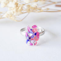 Real Pressed Flower and Resin Ring in Reds, Purples, Pinks, and White - Thumbnail 4