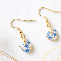 Real Dried Flowers and Resin Earrings, Gold Heart Drops in Blue and Pink - Thumbnail 3