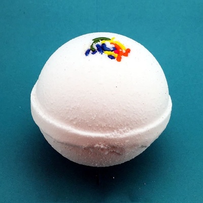  fizzy scented bath bombs