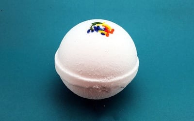  Fizzy Scented Bath Bombs