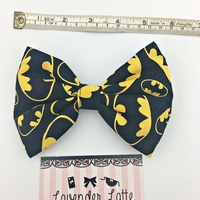 Black & Yellow Bat Print Large Hair Bow - Superhero Hair Clip - Thumbnail 4