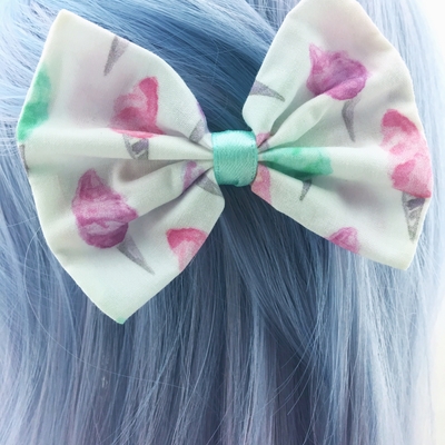 Pastel sweet fairy floss printed on white medium hair bow cute & girly hair clip - Thumbnail 1