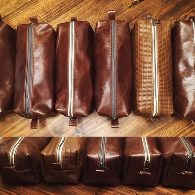 Square zippered pouch