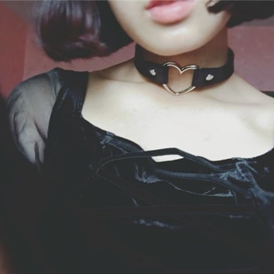 Harajuku heart leather choker