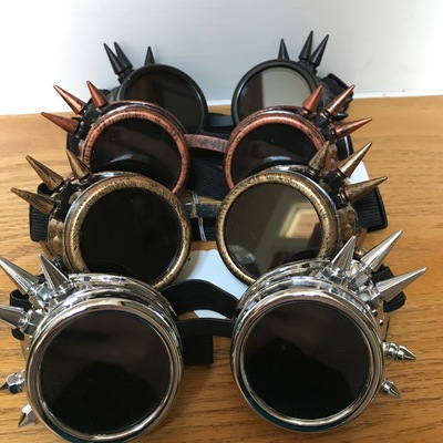 Goggles (with spikes)