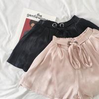 Lace Up Loose Pleated Shorts - Thumbnail 1
