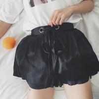 Lace Up Loose Pleated Shorts - Thumbnail 3