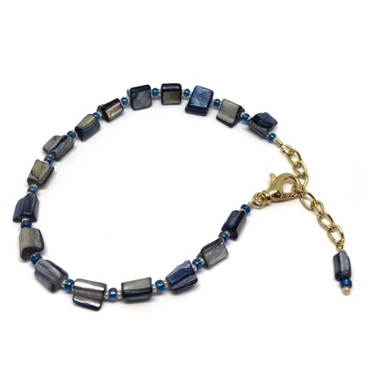 Adjustable blue shell anklet