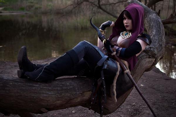 Morrigan - What do we have here? 