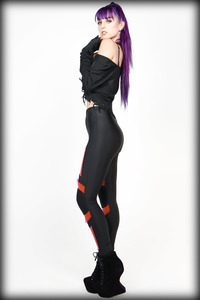 Andromeda Leggings - UV Pink - Thumbnail 1