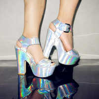 Holographic Metallic Platform Sandals - Thumbnail 3