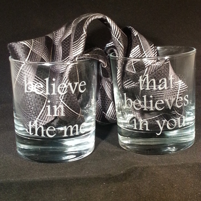 Set of two custom etched glasses - Thumbnail 2