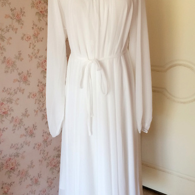 White long sleeve loose plus size maxi chiffon dress