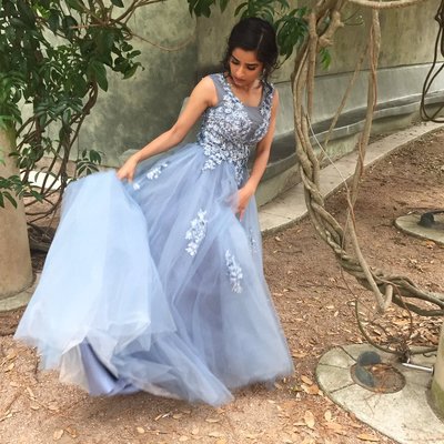 Baby blue ball gown tulle prom dresses white appliques sleeveless evening dresses party gowns vestidos