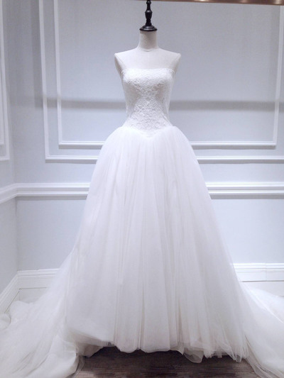 Strapless Long Lace Ball Gown Wedding Dresses 