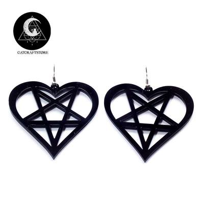 Heartagram black earrings
