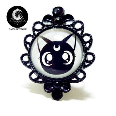 Black luna cat ring