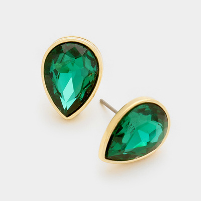 Gem stone earrings in green