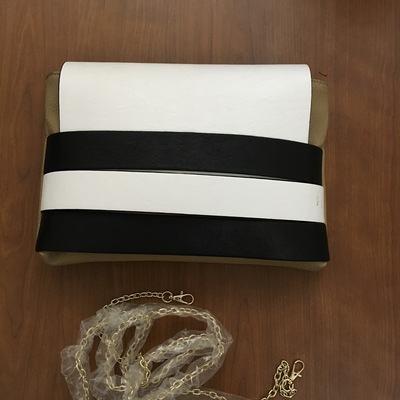 Brown/black clutch