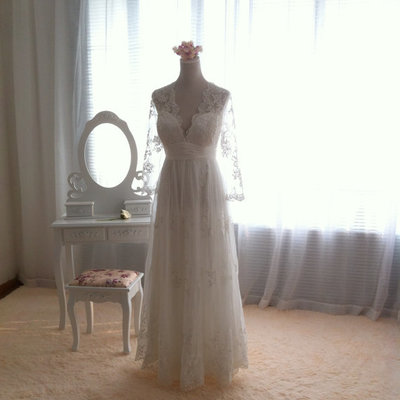A line high quality french lace informal vintage wedding dress - Thumbnail 4