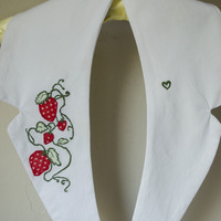 Strawberry Embroidery Collar - Thumbnail 2