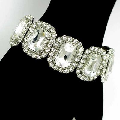 Clear w/crystal stretch bracelet