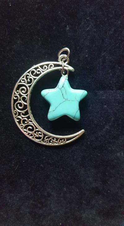 Crescent Moon Pendant - Turquoise 