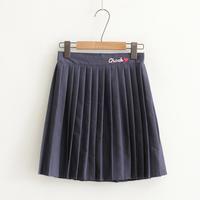 Chock Heart Pleated Skirt - Thumbnail 4