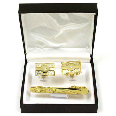 Gold w/clear stone cuff link set