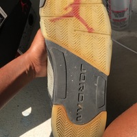 Unyellow Soles - Thumbnail 1