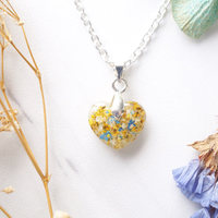 Real Dried Flowers in Heart Resin Necklace in Yellow Mix - Thumbnail 3