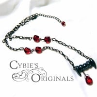 Blood Red Night Fang necklace - Thumbnail 1