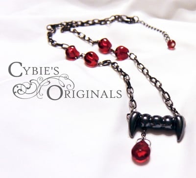 Blood Red Night Fang necklace