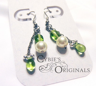 Green drop and pearl earrings