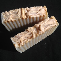 White Tea & Ginger - Gentle Exfoliating Oatmeal Soap - Thumbnail 1